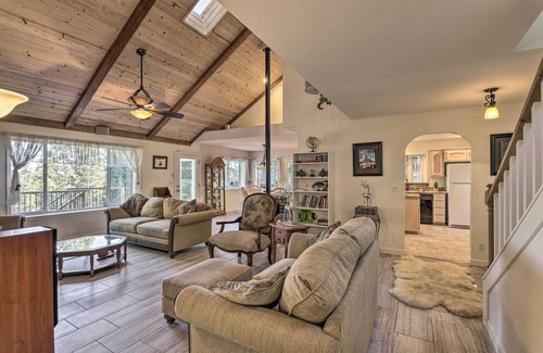 Shingletown Casa | 20 Mi to Lassen Park: Chateau w/ Mt Shasta View!