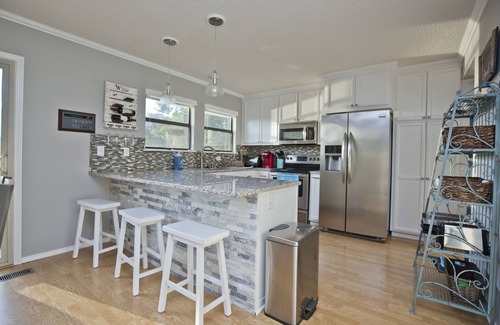 Lowell Casa | 20 millas al estadio Razorback; Cerrar en Beaver Lake WATERFRONT w BOAT DOCK