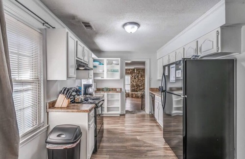 Ellendale Casa | 20 Minutes from Downtown - Blues City Retreat