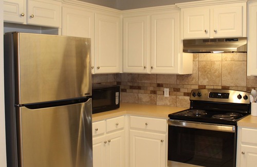 Cabot Casa | 20 minutes to LRAFB. Spacious home close to shopping & eating. .