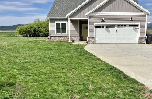 Kamas Casa | 20 minutes to summer activities in Park City, 5 minutes to Uinta Scenic Highway