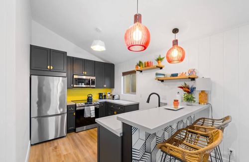 Port Hueneme Casa | 20% Off Oct 23-23 Steps To Sand, Clean,Quiet, Cozy