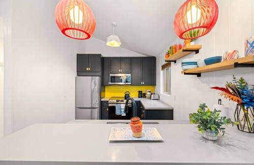 Port Hueneme Casa | 20% Off Oct 23-23 Steps To Sand, Clean,Quiet, Cozy