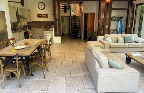 Montevrain Casa | ¡NUEVO! DREAMHOUSE 200SQM PARA TODAS LAS TEMPORADAS, CERCA DE DISNEY Y 30 MINUTOS A PARÍS