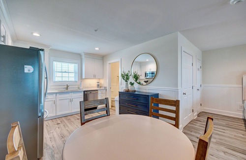 Surf City Apartamento | 2005 Queen Suite, 2nd Floor Surfside