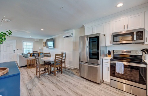 Surf City Apartamento | 2005 Queen Suite, 2nd Floor Surfside