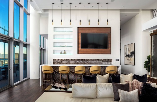 Las Vegas Villa | 20m Entire 59th Floor VEGAS Palms Penthouse