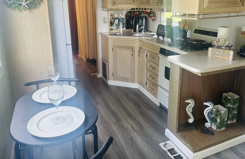 Ono Island Alquiler De RV | 21 minutes away from Gulf Shores Beach, 6.9 from OWA and 25miles from Flora Bama
