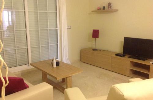 San Luis de Sabinillas Apartamento | 2108-Nice apt with pool close from beach and bars