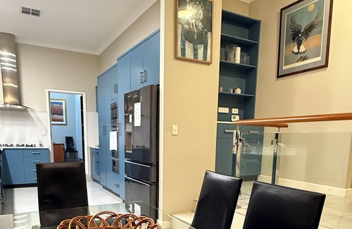 Daglish Casa | 22 Secluded Sanctuary 3BDR 2BA