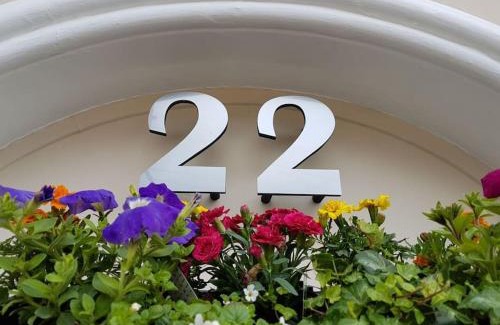 Londonderry Casa | 22 The Square