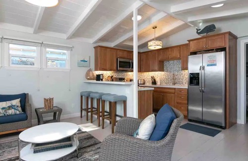 Pierpont Bay Casa | 25% Off Oct! Walk To Beach, Beautiful Ocean Views
