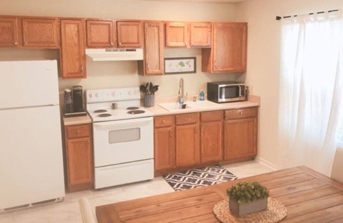 Monroe Casa | 250 Overbrook Drive · Landon's Attached Home