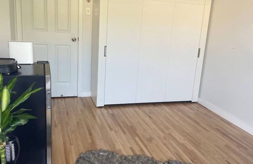 Gardena Casa | 259) Private/Secure studio!