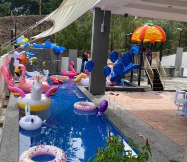 Bayan Lepas Villa | 25PAX 5BR Villa Kids Swimming pool, KTV, BBQ near SPICE Arena Penang 9800 SQFT