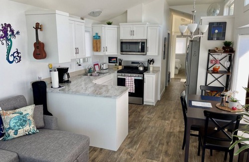 Regional District of Mount Waddington Apartamento | 27 - On The Rocks Cottage