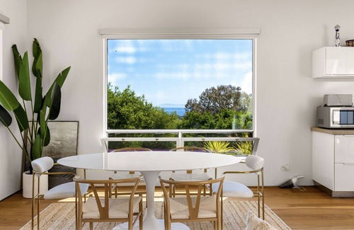 Montecito Casa | 270-degree Ocean Views, 47’ heated pool, stunning contemporary coastal retreat.