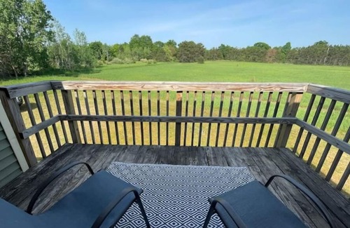 Traverse City Apartamento | 28 North Extended Stay Suites!! pickleball, hot tubs and game room + pool tables