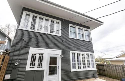 Birmingham Casa | 29th Street Trendy Lakeview Craftsman 8