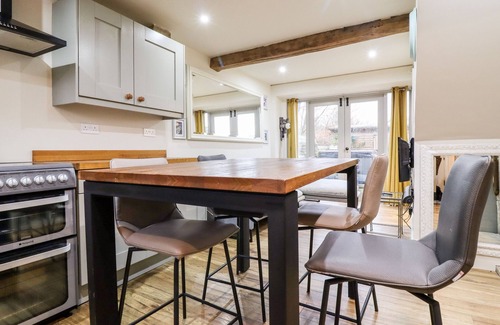 Wadsworth Cabaña | 2A Chiserley Stile