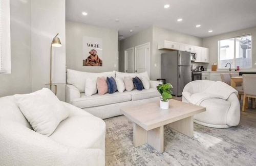 Glendale Apartamento | 2B2B Paradise Pool Apartment & Park Free