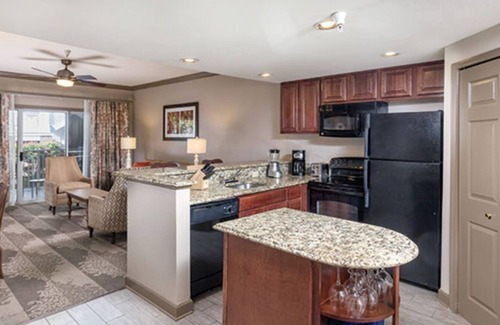 Pennington Bend Complejo | 2BD/Nashville - Pool, Gym, Kitchen, Jet Tub, WiFi!