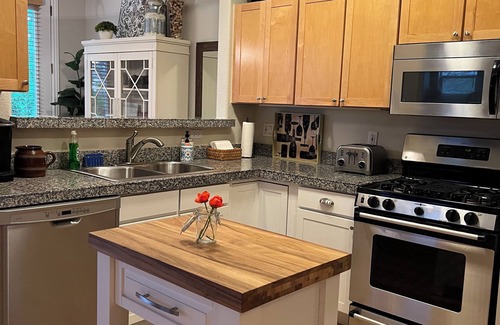 Speer Condominio | 2Bed 2bath Condo Wash Park