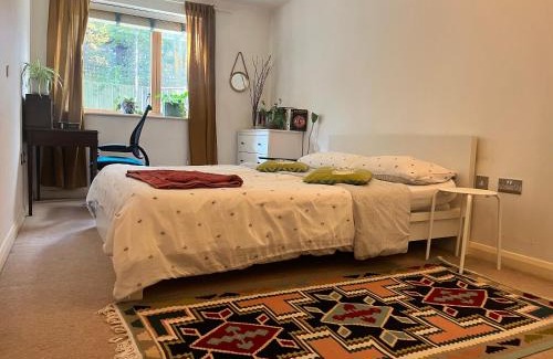 Queen's Park Apartamento | 2Bed Apt in Vibrant Queens Park