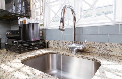 Eastwood Park Apartamento | 2Bed Aquaheaven Retreat in Kingston