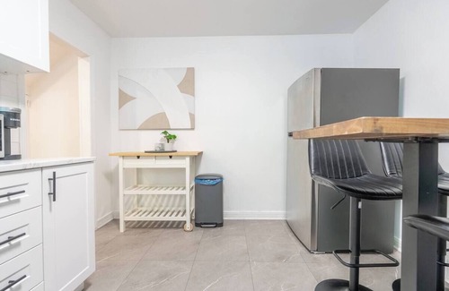 Centretown West Apartamento | 2Bed | Little Italy Living