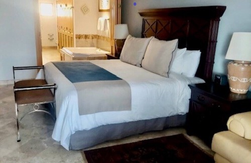 Flamingos Complejo | 2BR/3BA Luxuries Suite - Sleeps 8 - with a view