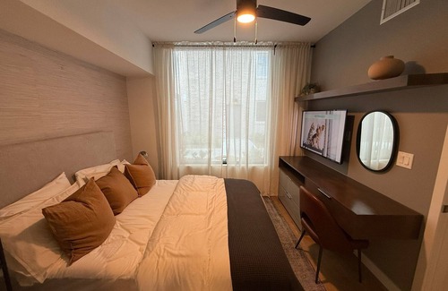 Addicks Apartamento | 2BR Cozy & Lux Houston High-Rise