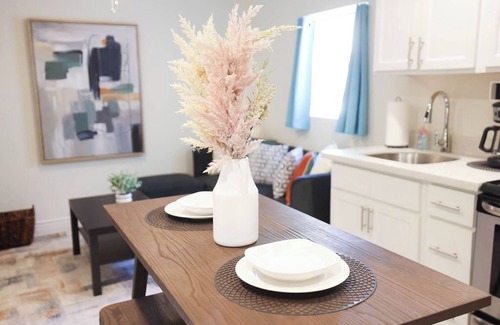 Coronado Casa | 2BR Desert Retreat Central Phoenix Monthly Rental