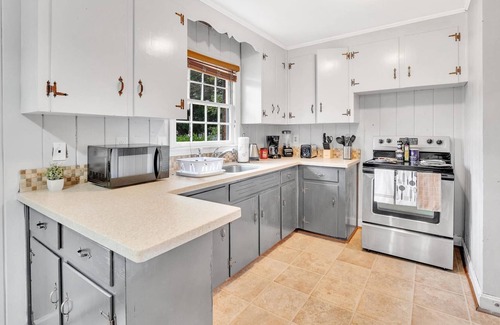 Charlotte Casa | 2BR Duplex -near Uptown Charlotte