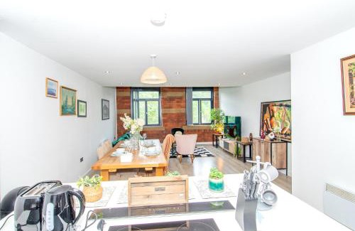 Bradford Apartamento | 2BR Flat WiFi, Parking Contractors & Families