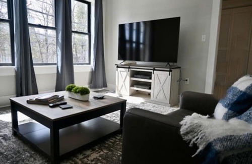 Springdale Apartamento | 2br gem in cute small town