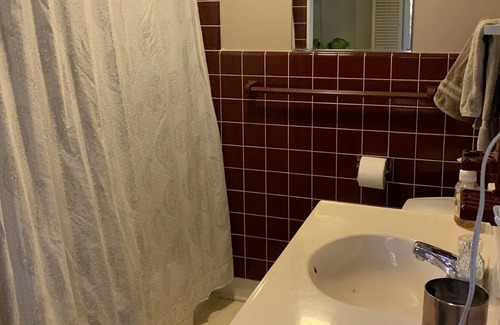 Murphysboro Apartamento | 2br Guest Suite In Town on 4 Acre Private Estate