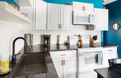 Dayton Apartamento | 2br House in Walnut Hills+Near UD+50inTV+Fully Equipped+Laundry+Sleeps 5 ppl