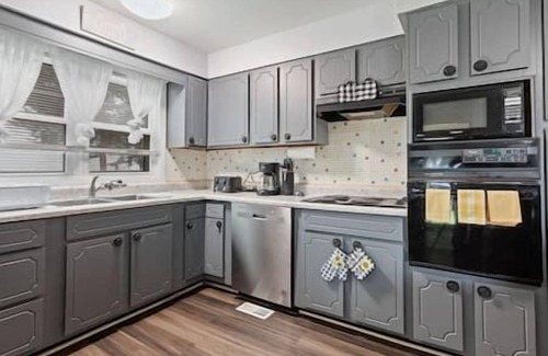 Crete Apartamento | 2BR+Office Apt. Chicago South Suburbs Near Indiana