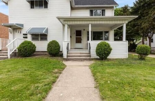 Crete Apartamento | 2BR+Office Apt. Chicago South Suburbs Near Indiana