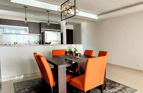 San Francisco Apartamento | 2BR + office queen bed terrace great location near parque Omar