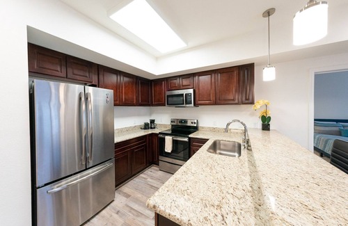 Katy Condominio | 2F| Home Away From Home| Exploring in Greater Houston