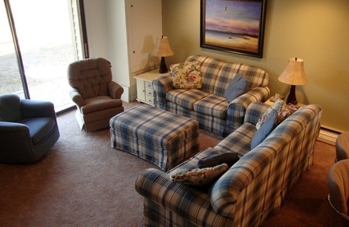 Cedar Condominio | 2King Master Suites, Walk to golf, Outside heated pool