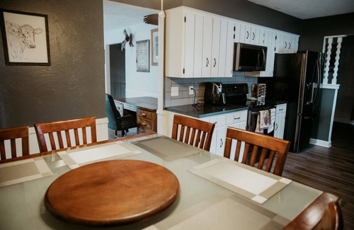 Millard Casa | 2Min Drive to I-80/Millard - Millard Area - West Omaha - Quiet Neighborhood