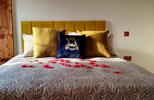 Islington Hotel | Premium-Suite-Bañera de hidromasaje-Vista a la Ciudad-2nd Floor