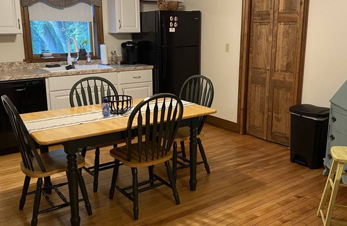 Rotterdam Junction Apartamento | 2nd floor remodeled Farm house