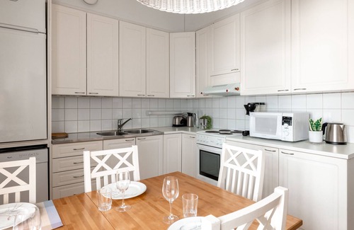 Kaartinkaupunki Apartamento | 2ndhomes Bright 2BR Apartment