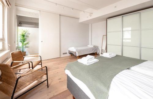 Helsinki City Centre Apartamento | 2ndhomes Cozy Courtyard home with Sauna in Kruununhaka