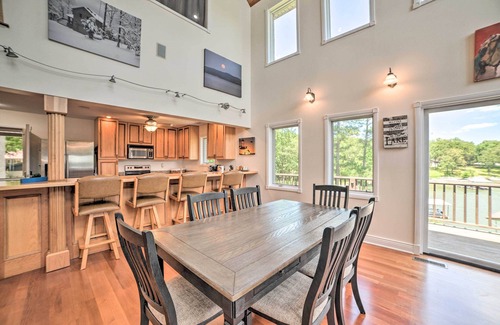 New Concord Casa | ¡NUEVO! ¡A-Frame Home en Kentucky Lake con muelle privado!