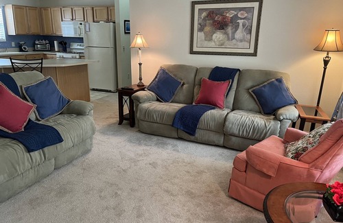 Lynnhaven Casa | 3/2 in The Village of Lynnhaven